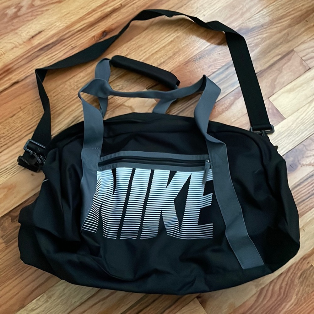Nike duffel